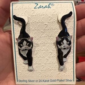 Zarah Linda Bolhuis Socks Tuxedo Cat 24K Enamel Dangle Earrings 1.25 in. NEW